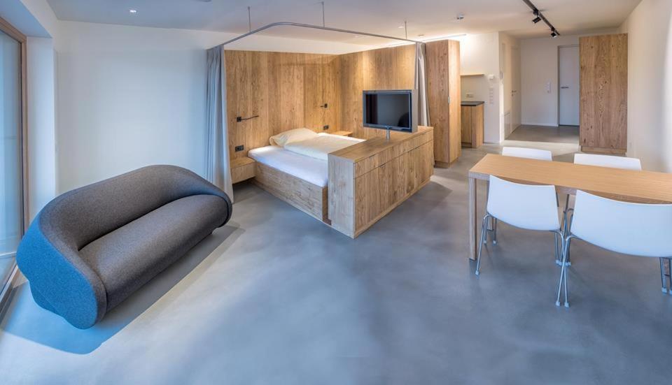 לוסטנאו Apartmenthaus Anna מראה חיצוני תמונה